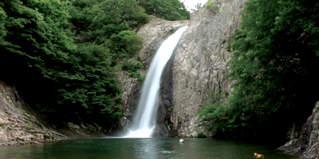 直沼瀑布(チクソポッポ、滝)
