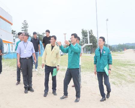 부안군_해수욕장개장준비상황점검현장행정추진(1).jpg