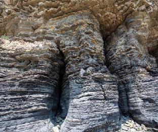 채석강퇴적암층근경