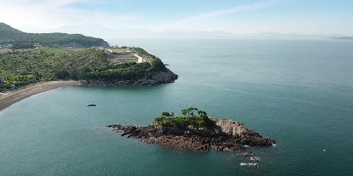 Solseom Island_Welded Pumice